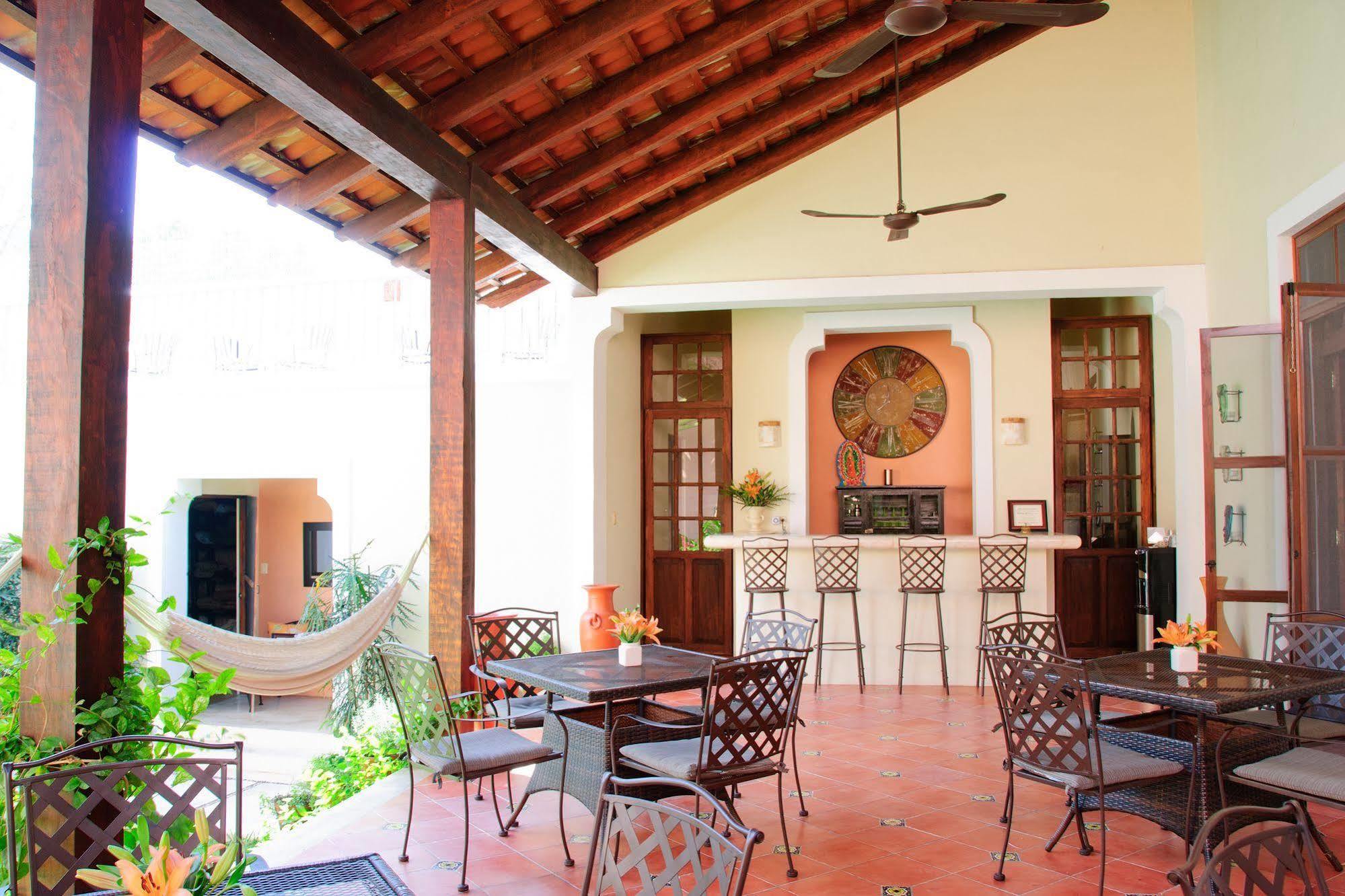 Decu Downtown Hotell Mérida Eksteriør bilde
