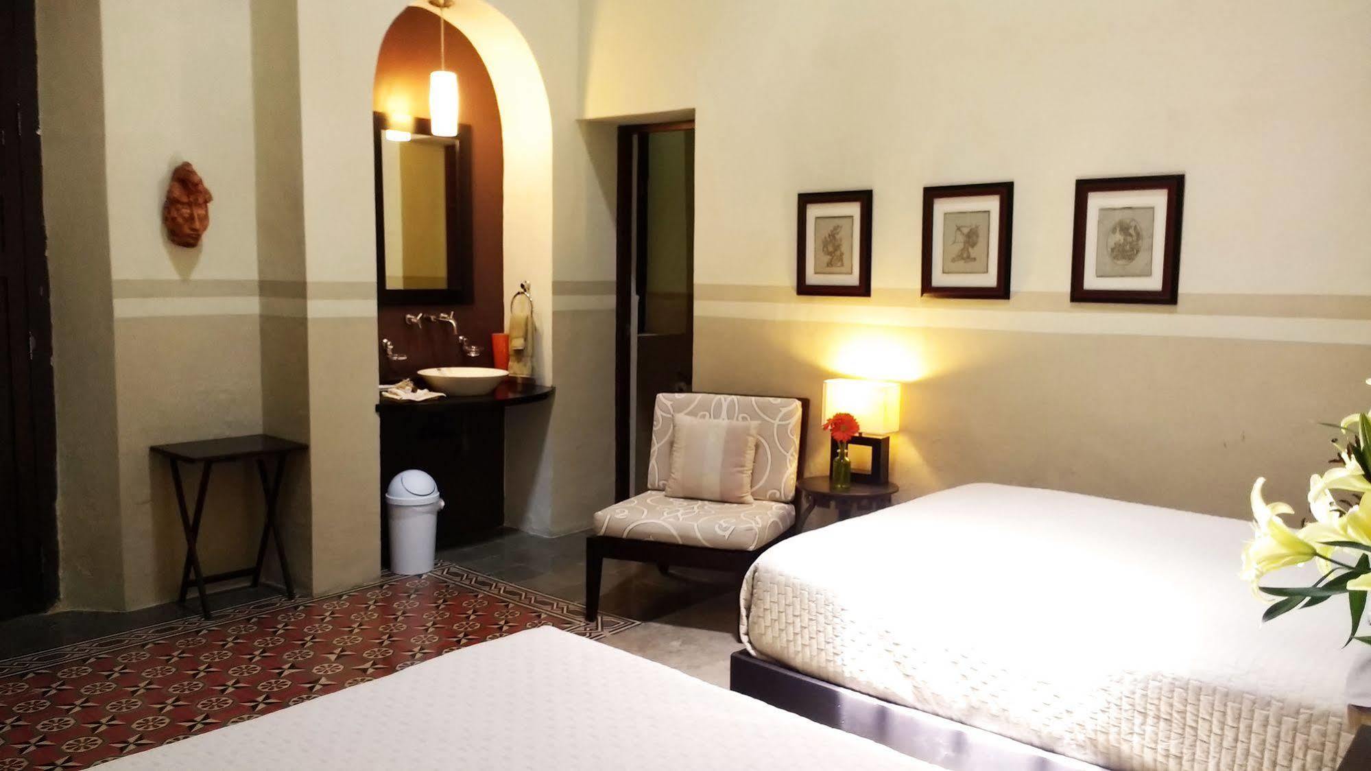 Decu Downtown Hotell Mérida Eksteriør bilde